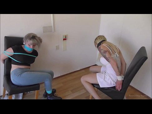 ❤️ Bağımlı / bağlı ve ağzı tıkalı / sıkıntı içinde küçük hanım ❤️❌  Seks pornoda tr.befuck-net.ru ️❤